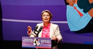 La Moneda presentará proyecto de reforma previsional tras el plebiscito de salida