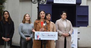 La respuesta de Camila Vallejo a fundador de Evópoli que la criticó por su vestimenta