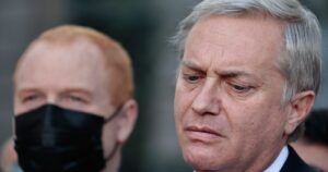 Kast reaparece en apoyo al Rechazo: 