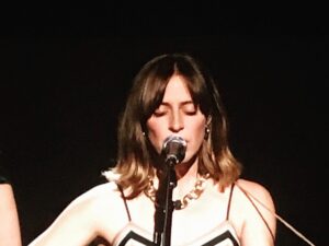Feist se baja de la gira con Arcade Fire por acusaciones contra Win Butler