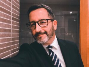 Así será el debut oficial de Eduardo Fuentes en TVN