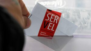 Plebiscito de Salida: comisarías registran largas filas para excusarse de votar