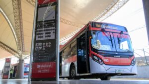 Ministro de Transportes afirmó que Transantiago funciona 