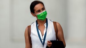 Presidenta del FRVS reconoce la derrota del Apruebo en el plebiscito de salida