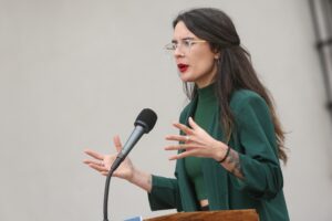 Cambio de Gabinete: Camila Vallejo asegura que todos los ministros están preparados para salir del cargo