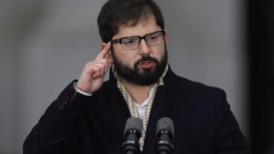 Boric emplaza a la oposición y afirma que resultados del plebiscito 