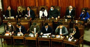 Chile Vamos descarta acuerdo por proceso constituyente: 