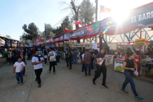 Fiestas Patrias 2022: ¿Qué días serán feriados irrenunciables y cómo funcionará el comercio?