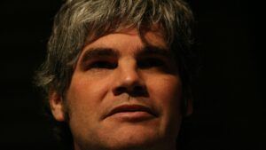 Juan Cristóbal Guarello ficha por Radio Agricultura tras polémica salida de ADN