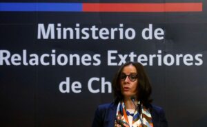 Boric dilata cartas credenciales de diplomático israelí y Tel Aviv manda nota de protesta a La Moneda