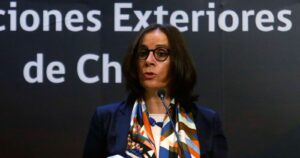 Antonia Urrejola se entrevista con presidente de Israel tras impasse con embajador en La Moneda