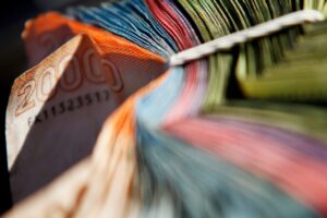 ¿Te quedaste sin dinero después de Fiestas Patrias?: Revisa con tu RUT si tienes bonos sin cobrar