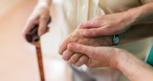 Adultos mayores: comisión del Senado aprueba inembargabilidad de sus bienes