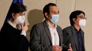 Senadores del FA y PC se resisten a acuerdo para votar el TPP-11