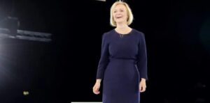 Liz Truss afirma que Reino Unido armará a Ucrania para derrotar a Rusia
