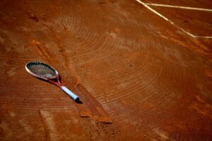 Escándalo en el tenis: chileno es suspendido de por vida por récord mundial en arreglo de partidos