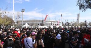 VIDEOS - Caos y descontrol en antesala de concierto de Daddy Yankee obliga a cerrar accesos a Estadio Nacional