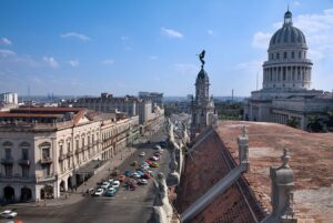 Cuba: Ejército sale a las calles para contener protestas por cortes de electricidad