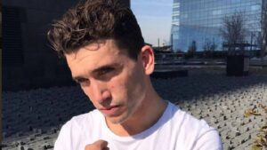 Actor de La Casa de Papel visitará Chile y será parte de la Comic Con 2022