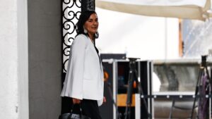 Izkia Siches volvió al Hospital San Juan de Dios tras dejar el Ministerio del Interior