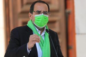 Diputado Jaime Mulet se presenta a audiencia minutos después que se dictara su orden de detención