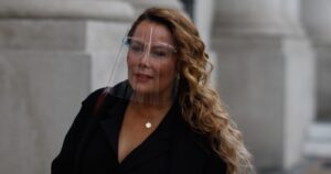 Contraloría objeta pagos por $872 millones durante gestión de Cathy Barriga en el municipio de Maipú