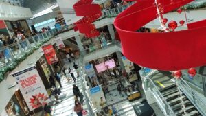 Adelantar compras de Navidad: una buena estrategia en tiempos de dificultades económicas