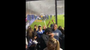 Tragedia en Argentina: incidentes en partido Gimnasia-Boca dejan un muerto