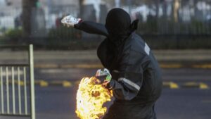 Molotovs a la hora del recreo