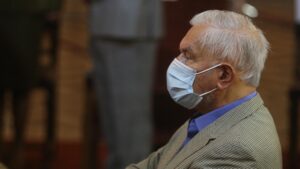 Padre de Boric defendió su 