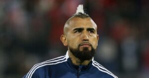 Arturo Vidal saca la voz tras muerte de su padre: 