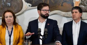 El ultimatum de Boric a repartidores ilegales tras anuncio de paro: 