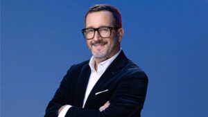 TVN sorprende y confirma que Eduardo Fuentes animará el Buenos días a todos