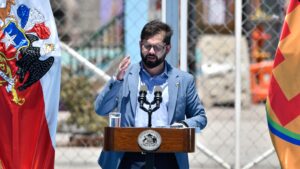 El saludo de Boric por el Día del Profesor: 