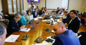 Congreso inicia estudio de proyecto para expulsar a extranjeros condenados por Ley de Drogas