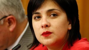 DC condiciona apoyo a Cariola para presidir la Cámara tras querella contra Micco