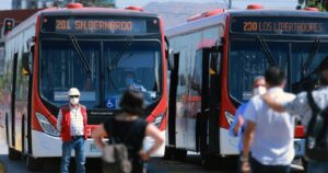 Ministerio de Transportes adelanta eventual alza de pasajes para el verano de 2023