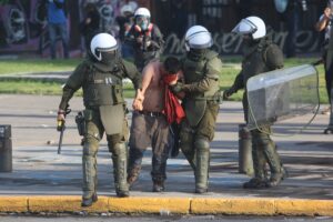 18-O: sólo de 17 de 54 formalizados por la ola de ataques en Puente Alto quedaron en prisión preventiva