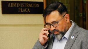 Diputado Pino (PDG) por elección en la Cámara: 