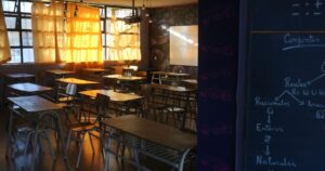 ¿Cómo la tecnología puede ayudar a disminuir el estrés en los docentes?