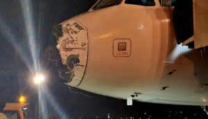 VIDEOS - Latam enfrentará sumario por el viaje del terror que dejó con graves daños al vuelo Santiago-Asunción