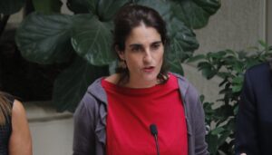 Ex ministra Zaldívar por fin de las AFP: 