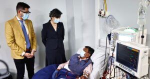 Minsal firma proyecto que articulará al Hospital Clínico U. Chile con la red pública de salud