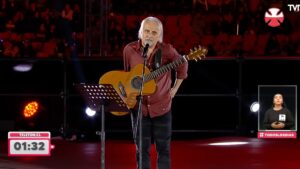 Redes criticaron las pifias a músico Andrés Godoy en la Teletón