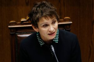 Tohá responde a la CAM: 