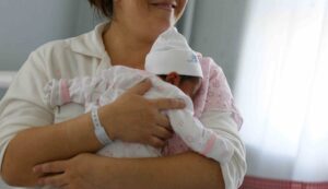 Cámara de Diputados aprueba extensión del postnatal de emergencia hasta el 31 de diciembre