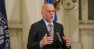 Proceso constituyente: comisión de expertos encargada de resguardar bases será integrada por 14 juristas