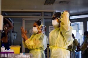 “Perro del infierno”: estos son los síntomas de la nueva variante del COVID-19