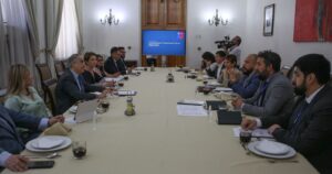 Carolina Tohá comprometió urgencias a proyectos de inteligencia e infraestructura crítica