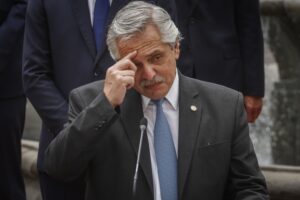 Alberto Fernández sufrió una gastritis erosiva con sangrado durante la cumbre del G20